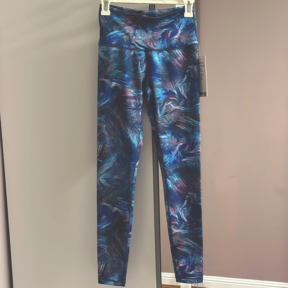 NWT IVIVVA by lululemon Rhythmic Tight High Low Blue Print 14
